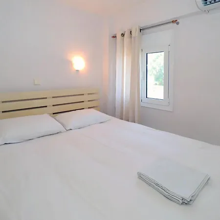 Aeon Villa, Tripotamos By Halkidiki Vila