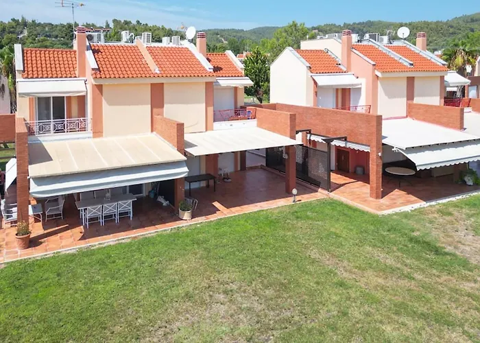 Aeon Villa, Tripotamos By Halkidiki Villa